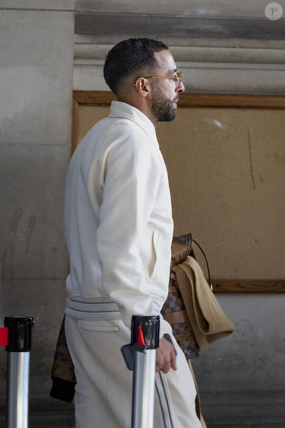 La sentence prononcée suit les réquisitions de la procureure générale, qui s'était dite convaincue de la culpabilité du rappeur marseillais.

Le rappeur Naps - Procès de Naps (Nabil Boukhobza) accusé d'avoir violé dans son sommeil une jeune femme dans un hôtel en 2021, après une soirée en discothèque.
Il est jugé devant la cour criminelle départementale de Paris.
Le 16 février 2026.

© Vincenzo Arnone / Bestimage