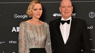 Charlene de Monaco divine en robe Jenny Packham, une maison très prisée de Kate Middleton