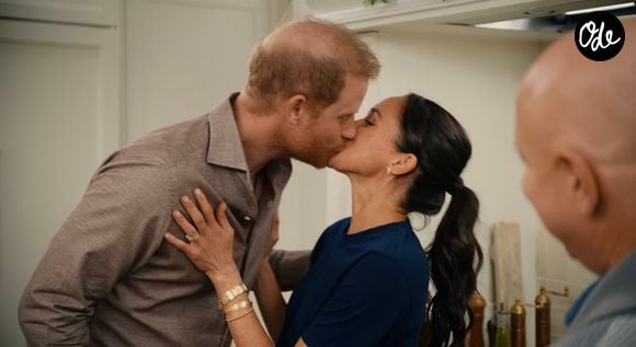 Le prince Harry fait une apparition surprise dans les dernières scènes de l'émission festive de Meghan Markle sur Netflix.
Crédit : JLPPA pour Netflix