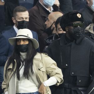 Gims et Demdem au match de Ligue 1 Uber Eats "PSG contre Monaco (2-0)" au Parc des Princes à Paris le 12 décembre 2021.

© Cyril Moreau/Bestimage