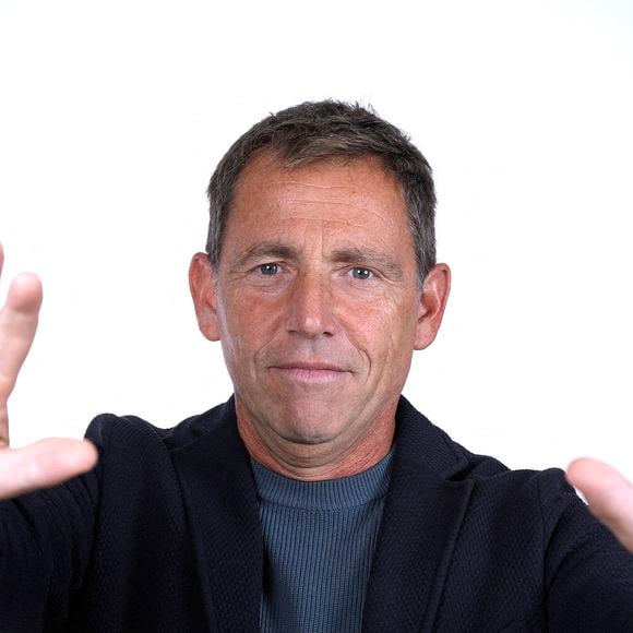 Exclusif - Portrait de Daniel Riolo à Paris, le 16 octobre 2023.
© Cédric Perrin/Bestimage