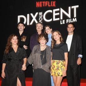 Les acteurs, complices depuis quatre saisons et cinq ans d'absence, ont multiplié les sourires devant les photographes.
Laure Calamy, Camille Cottin, Liliane Rovere, Gregory Montel, Fanny Sidney, Thibault de Montalembert et Nicolas Maury - Avant-première du film "Dix pour cent" à l'Olympia à Paris le 8 septembre 2026. © Coadic Guirec/Bestimage