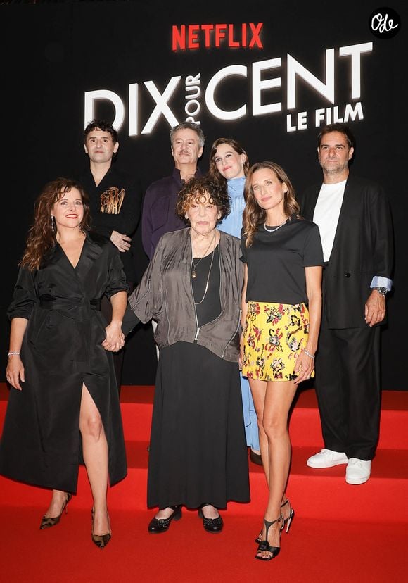 Les acteurs, complices depuis quatre saisons et cinq ans d'absence, ont multiplié les sourires devant les photographes.

Laure Calamy, Camille Cottin, Liliane Rovere, Gregory Montel, Fanny Sidney, Thibault de Montalembert et Nicolas Maury - Avant-première du film "Dix pour cent" à l'Olympia à Paris le 8 septembre 2026. © Coadic Guirec/Bestimage