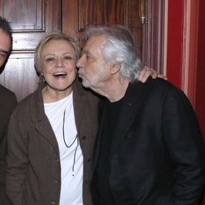 Exclusif - Muriel Robin et Pierre Arditi posent après la dernière de la pièce « Lapin » au Théâtre Édouard VII à Paris. Le 6 Janvier 2024. 
© Bertrand Rindoff / Bestimage