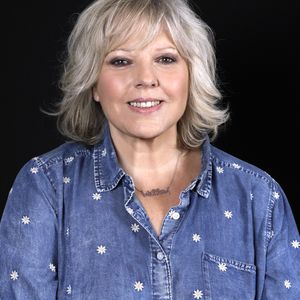 Exclusif - Portrait de Laurence Boccolini à Paris, le 10 octobre 2025.
© Cédric Perrin/Bestimage