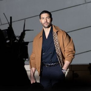 Tahar Rahim - Les célébrités au défilé Louis Vuitton "Collection Homme Prêt-à-Porter Automne/Hiver 2026-2027" lors de la Fashion Week de Paris, le 20 janvier 2026

© Julien Sarkissian / Bestimage