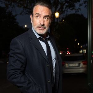 Exclusif - Jean Dujardin - Les célébrités arrivent au dîner du Cinéma du Madame Figaro au restaurant "Gigi" à Paris le 31 mars 2026. © Julien Sarkissian/Bestimage