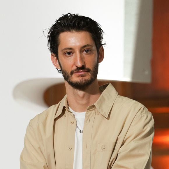 Pierre Niney - Le "César des Lycéens 2025" a été remis, au sein du Grand Amphithéâtre de la Sorbonne, au film "Le Comte de Monte-Cristo" réalisé par M. Delaporte et A. de La Patellière, produit par D. Rassam et J. Seydoux, Paris le 26 mars 2025.
© Coadic Guirec/Bestimage