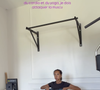 Dans sa séance du jour, l’animatrice commence par du rameur pour s’échauffer, un exercice complet qui sollicite le cardio et l’ensemble du corps.