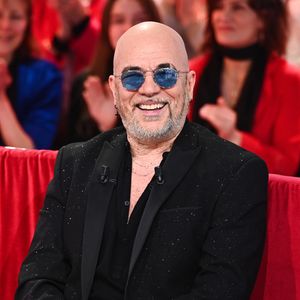 Pascal Obispo - Enregistrement de l'émission Vivement dimanche présentée par Michel Drucker au studio Rive Gauche, diffusée le 16 mars sur France 3, à Paris, France. © Guillaume Gaffiot/Bestimage