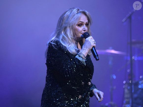Bonnie Tyler en concert à L'Amphithéâtre 3000 du Centre de Congrès de Lyon, France, le 11 décembre 2023. © MPP/Bestimage