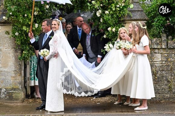 La mariée avait une robe de la créatrice Emilia Wickstead

Mariage royal de Peter Phillips et Harriet Sperling à l'église All Saints' Church de Kemble le 6 juin 2026. Photo : Backgrid UK/ Bestimage