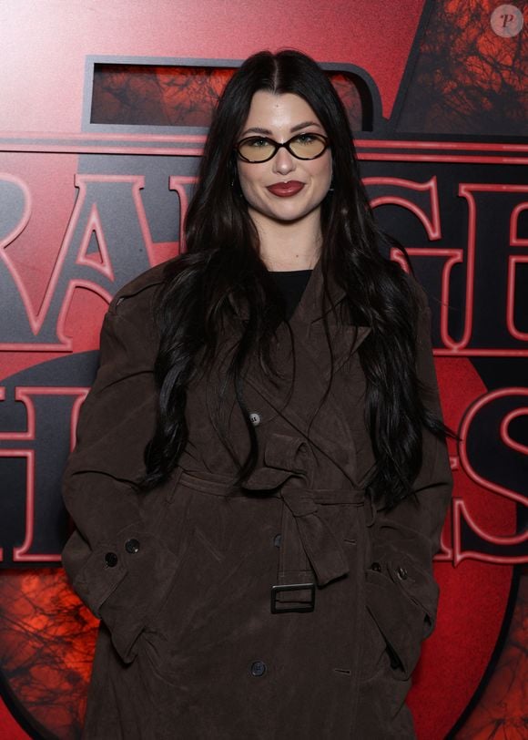 Malgré ces difficultés personnelles et professionnelles, elle considère avoir été courageuse et tire de l’expérience une grande fierté.

Enjoyphoenix - Avant-première de la série "Stranger Things'" Saison 5 au Grand Rex à Paris le 18 novembre 2025. © Denis Guignebourg/Bestimage