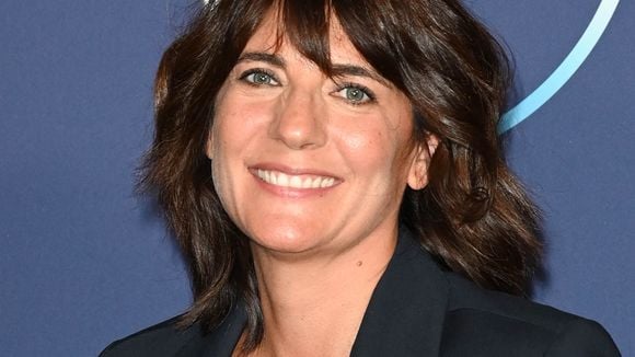“Pas sûr de pouvoir passer l’été dans ma maison…” : Estelle Denis dévoile l’immense chantier dans lequel elle s’est lancée