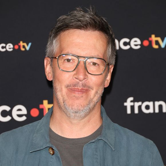 Il n'a pas manqué de remercier C8 pour les "années inoubliables" qu'il a vécues
Jean-Luc Lemoine au photocall pour la conférence de presse de rentrée de France TV à la Grande Halle de la Villette à Paris, France, le 11 juillet 2023. © Coadic Guirec/Bestimage