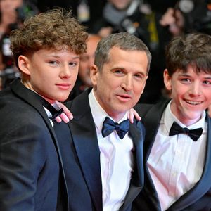 Marcel Canet et Guillaume Canet sortent de la projection du film « Karma » lors du 79e Festival de Cannes, à Cannes, en France, le 15 mai 2026. Photo de Julien Reynaud/APS-Medias/ABACAPRESS.COM