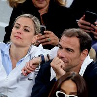 Sortie sans bébé pour Laure Boulleau : la star de Canal + profite à Roland-Garros avec le père de sa fille, un ancien sportif professionnel