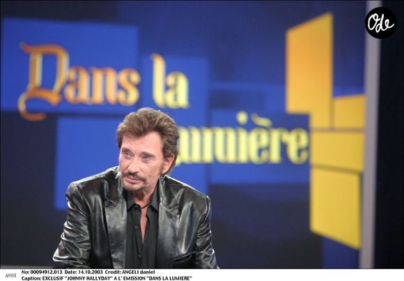 "Johnny Hallyday" à l'émission "Dans la lumière", le 14 octobre 2003. © DANIEL ANGELI / BESTIMAGE