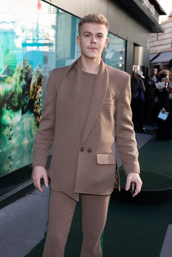 Charles Dore au défilé "Pierre Cardin" Collection Prêt-à-Porter Printemps-Été 2026 lors de la Fashion Week de Paris (PFW), le 7 Octobre 2025.
 
© Jeremy Melloul / Bestimage