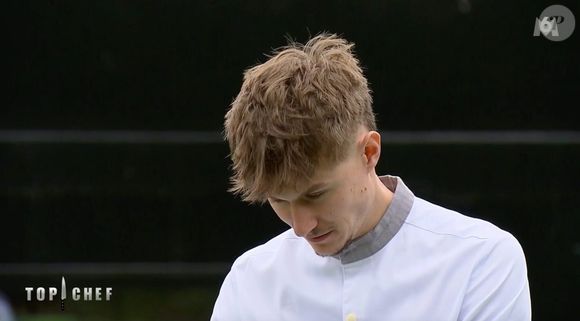 Ce lieu est symbolique pour lui, car c'est ici qu'il avait fêté son titre en toute discrétion avant la diffusion de la finale.

Quentin Mauro lors de la grande finale de la 16ème édition de Top Chef (Capture d'écran M6).