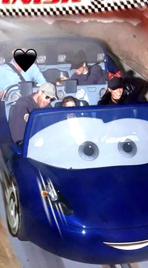Le prince Harry révèle que Space Mountain est son attraction préférée dans les parcs d'attractions - grâce à la princesse Diana, alors que lui et son épouse Meghan Markle apparaissent dans l'émission ABC spéciale du 70e anniversaire de Disneyland. Photo par Backgrid UK/ Bestimage