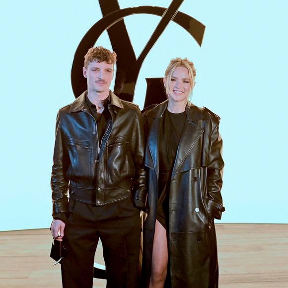Niels Schneider, Virginie Efira au photocall du défilé Saint Laurent collection femme automne/hiver 2024-2025 lors de la fashion week à Paris (PFW) le 27 février 2024.

© Olivier Borde / Bestimage