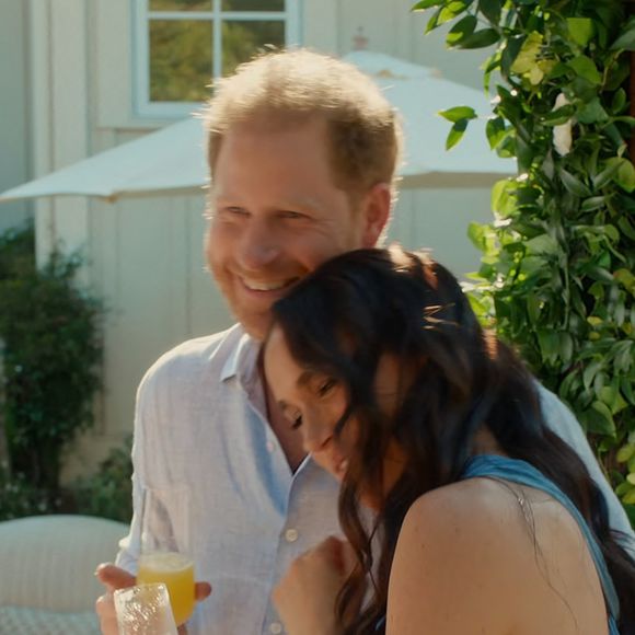Le duc et la duchesse de Sussex ont fondé une famille ensemble

Meghan Markle et le prince Harry dans l'émission de la duchesse de Sussex mise en ligne sur Netflix le 1er mai 2025.  
Crédit : Netflix/JLPPA / Bestimage