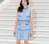 Elle a notamment été remarquée lors du récent défilé Haute-Couture de Chanel à Paris, où elle est apparue élégante et réservée.
Marion Cotillard au défilé Chanel 2 "Collection Haute Couture Automne/Hiver 2025-2026" lors de la Fashion Week de Paris, le 8 juillet 2025.
© Olivier Borde / Bestimage