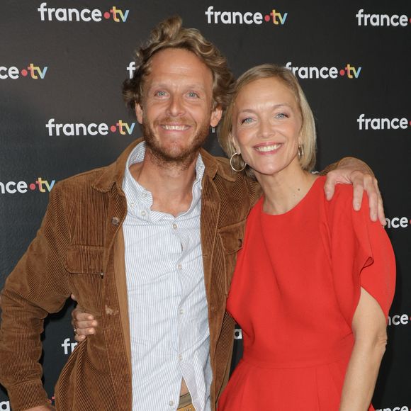 Dans la famille Lauqué, frère et soeur ont réussi à se faire une place dans le milieu audiovisuel. 

Arnaud Lauqué et Maya Lauqué au photocall de la conférence de presse de rentrée de France Télévisions à Paris, France. © Coadic Guirec/Bestimage