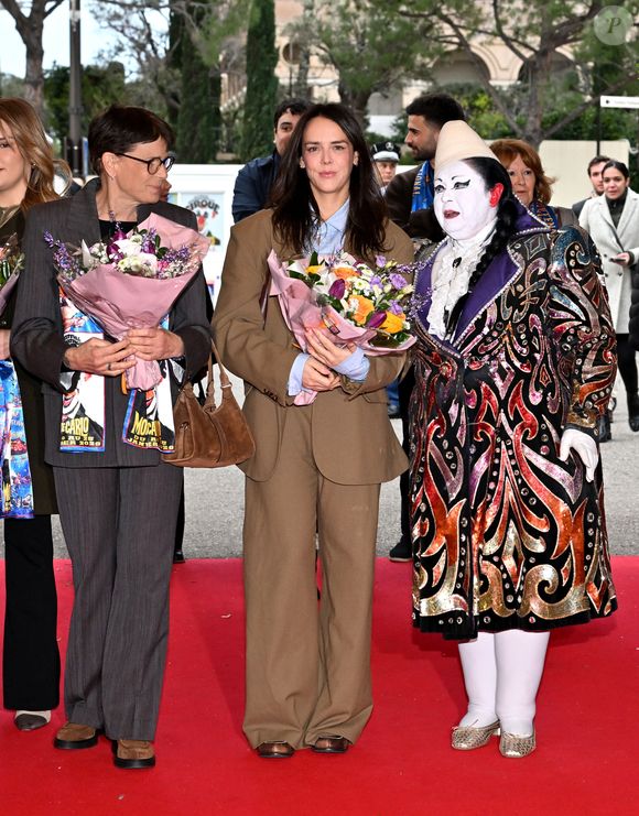 La princesse Stéphanie de Monaco et Pauline Ducruet - La princesse Stéphanie de Monaco, ses enfants, Camille Gottlieb, Louis et Pauline Ducruet assistent au 48ème Festival international du Cirque de Monte-Carlo lors de la représentation du dimanche après-midi, le 18 janvier 2026. Le Festival se déroule jusqu'au 25 janvier. © Bruno Bebert/Pool Monaco/Bestimage