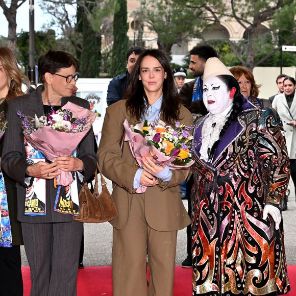 La princesse Stéphanie de Monaco et Pauline Ducruet - La princesse Stéphanie de Monaco, ses enfants, Camille Gottlieb, Louis et Pauline Ducruet assistent au 48ème Festival international du Cirque de Monte-Carlo lors de la représentation du dimanche après-midi, le 18 janvier 2026. Le Festival se déroule jusqu'au 25 janvier. © Bruno Bebert/Pool Monaco/Bestimage