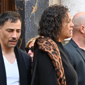 Eric Ciotti, Steevy Boulay, Julie et Christophe Mercy, Angela Lorente - Sorties des obsèques de Loana Petrucciani dans la cathédrale Sainte-Réparate à Nice le 10 avril 2026. L'ancienne star de téléréalité a été retrouvée morte dans son appartement niçois par les autorités, le 25 mars dernier. © Bruno Bebert/Bestimage
