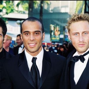 Filip Nikolic, Adel Karchermi et Frank Delay ont composé ce groupe à succès.

 Adel Kachermi, Filip Nikolic et Frank Delay - 2000- Archive Portrait. © FIZET-BORDE-MARTINEZ / BESTIMAGE