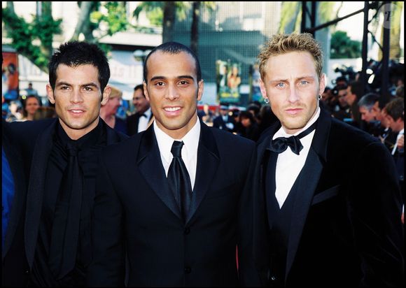 Filip Nikolic, Adel Karchermi et Frank Delay ont composé ce groupe à succès.

 Adel Kachermi, Filip Nikolic et Frank Delay - 2000- Archive Portrait. © FIZET-BORDE-MARTINEZ / BESTIMAGE
