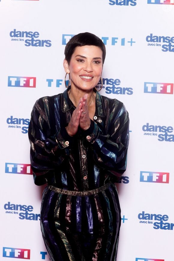 La présentatrice a participé à une vente aux enchères le mardi 3 décembre 2024

Cristina Cordula - Photocall pour le lancement de la nouvelle saison de l'émission "Danse avec les stars 2024 (DALS)" à la Tour TF1 à Boulogne-Billancourt. Le 25 janvier 2024
© Christophe Clovis / Bestimage