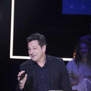 Exclusif - Laurent Gerra, lors de l'enregistrement de l'émission "La Boîte à secrets", présentée par F.Bollaert et diffusée le 10 octobre 2025 sur France 3, dans les studios du Lendit à Saint-Denis, Seine Saint-Denis, France, le 22 septembre 2025. © Jack Tribeca/Bestimage