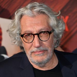 Alain Chabat - Photocall de la série Netflix "Astérix et Obélix: le combat des chefs" au Cirque d'Hiver Bouglione à Paris le 29 avril 2025. © Veeren/Bestimage