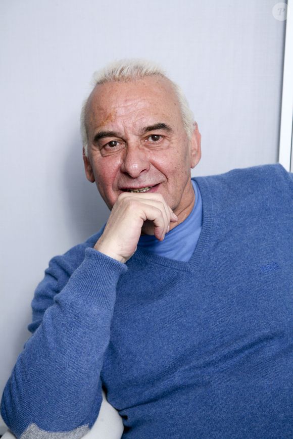 Michel Fugain à Paris, le 30 avril 2014.

Photo : JLPPA / Bestimage