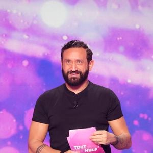 Exclusif - Cyril Hanouna, sur le plateau de  TBT9 présenté par C.Hanouna, et diffusé en direct sur W9, Paris, France, le 11 novembre 2025. © Jack Tribeca / Bestimage