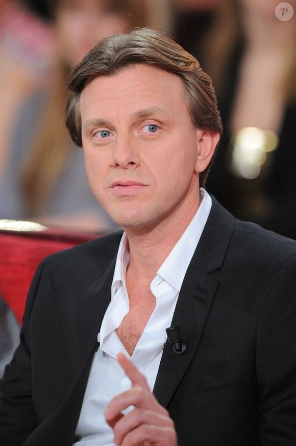 Claude François Junior lors de l'enregistrement de l'émission "Vivement Dimanche". © Guillaume Gaffiot /Bestimage