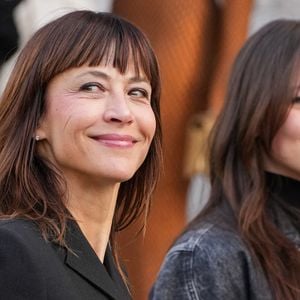 Après le cinéma, la jeune comédienne de 23 ans s’attaque à un terrain inconnu pour sa maman : le petit écran. Elle jouera dans "Temps mort", une mini-série signée France 2. 

Sophie Marceau et Juliette Lemley assistent au défilé Schiaparelli de la semaine de la haute couture printemps/été 2026 le 26 janvier 2026 à Paris, France.

© Lucia Sabatelli / Bestimage