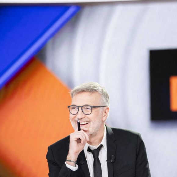 "... il n'a pas accepté la dernière main que je lui ai tendue. Mais en tout cas, je lui ai tendu la main. Qui d'autre la lui tend aujourd'hui?", a-t-il confié

Laurent Ruquier lors de l'émission '20h de Ruquier' sur BFMTV à Paris, France, le 27 septembre 2023. Photo par Eliot Blondet/ABACAPRESS.COM