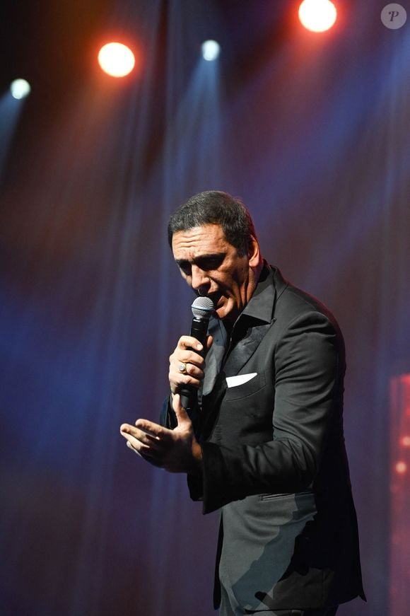 Exclusif - Dany Brillant - Grande soirée de la solidarité de l'Appel national pour la Tsedaka au Palais des Congrès à Paris le 13 décembre 2021. © Coadic Guirec/Bestimage