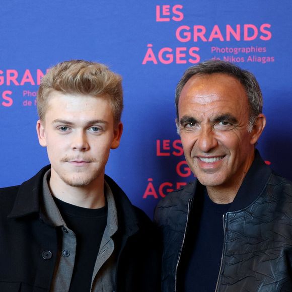 Charles Doré et Nikos Aliagas - Vernissage de l'exposition "Les grands âges", photographies de Nikos Aliagas au musée de l'Homme à Paris le 7 avril 2026. © Dominique Jacovides/Bestimage