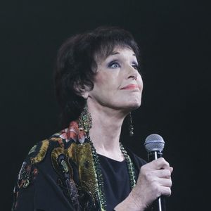 Anny Duperey au Concert de Frédéric Zeitoun et ses invités au Trianon à Paris le 17 décembre 2023. © Jack Tribeca / Bestimage