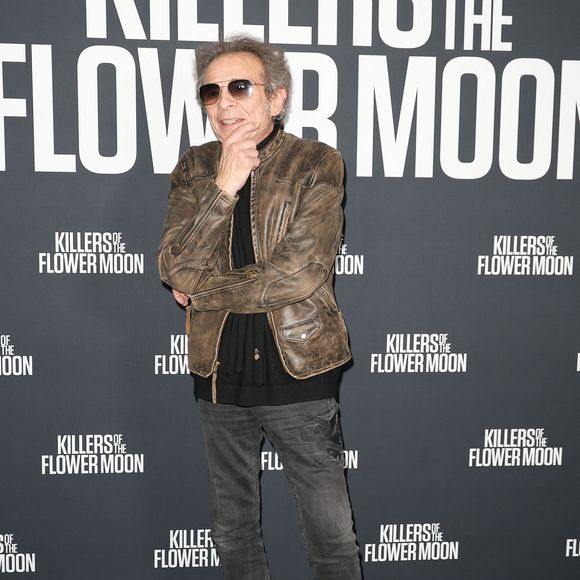 Le présentateur est principalement connu du grand public pour avoir été l'un des jurés emblématiques du télé-crochet "Nouvelles Star" sur M6 entre 2008 et 2010

Philippe Manœuvre - Avant-première du film "Killers of the Flower Moon" à l'Ugc Normandie à Paris le 17 octobre 2023. © Coadic Guirec / Bestimage