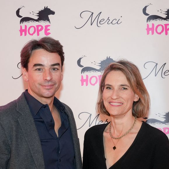 Julian Bugier, Claire Fournier lors de la soirée annuelle de gala de l'association Hope au pavillon Gabriel à Paris le 14 octobre 2025.

© Anne-Sophie Guebey / Bestimage