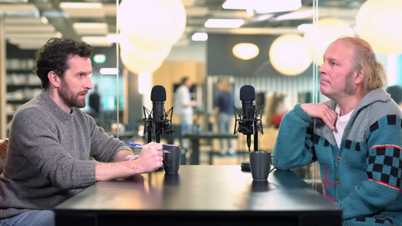 Ton Quotidien : Philippe Katerine, sa phobie de l’eau qui coule - YouTube