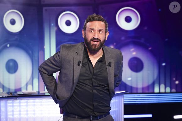 Exclusif - Cyril Hanouna, sur le plateau de l’émission « TPMP » présentée par C.Hanouna et diffusée en direct sur C8, Paris, France, le 08 janvier 2025. © Jack Tribeca / Bestimage