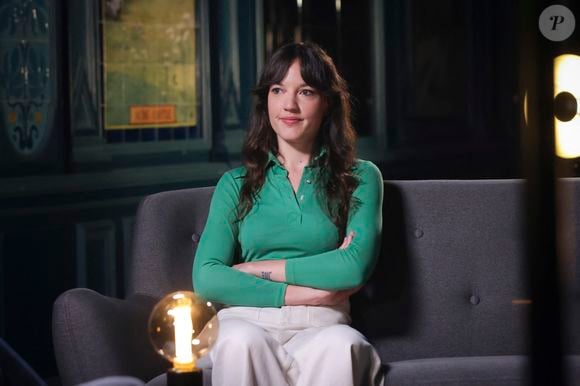Une émission à ne pas manquer
Exclusif - La chanteuse Jain - Enregistrement de l'émission "OlympiaScope", présentée par B.Montiel et diffusée le 9 (S2 22h30) et 30 mars (S3 23h45) sur Olympia TV, une chaîne du groupe Canal+ et en replay sur myCANAL. Le 29 mai 2024. © Jack Tribeca/Bestimage